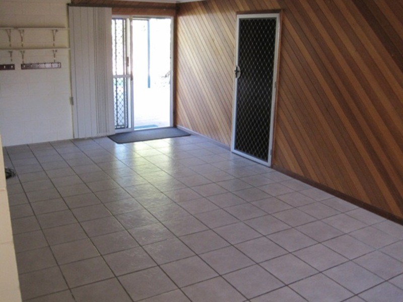 34 Pine Street, Kirwan QLD 4817