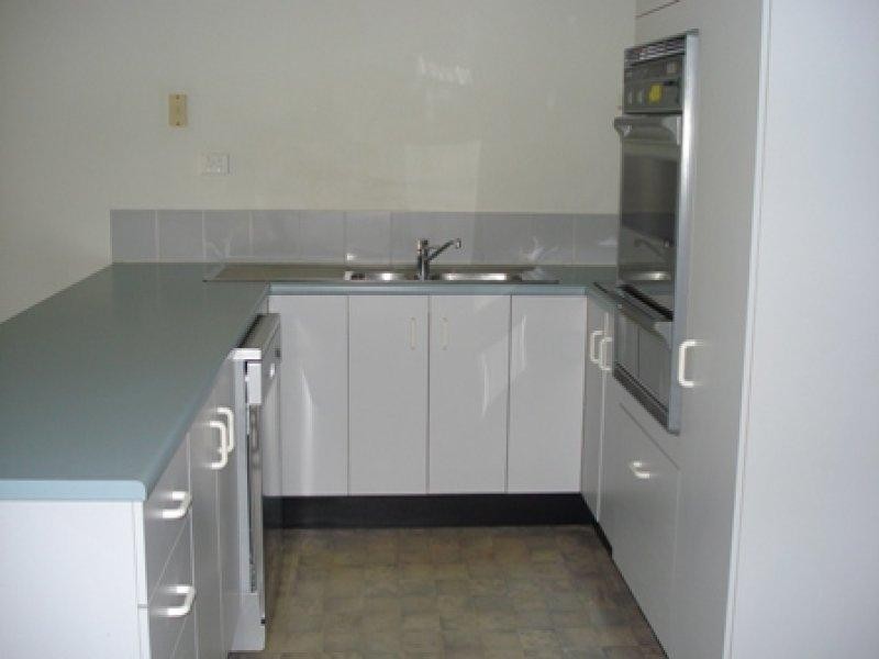 8/15-17 Tyack Street, Rosslea QLD 4812