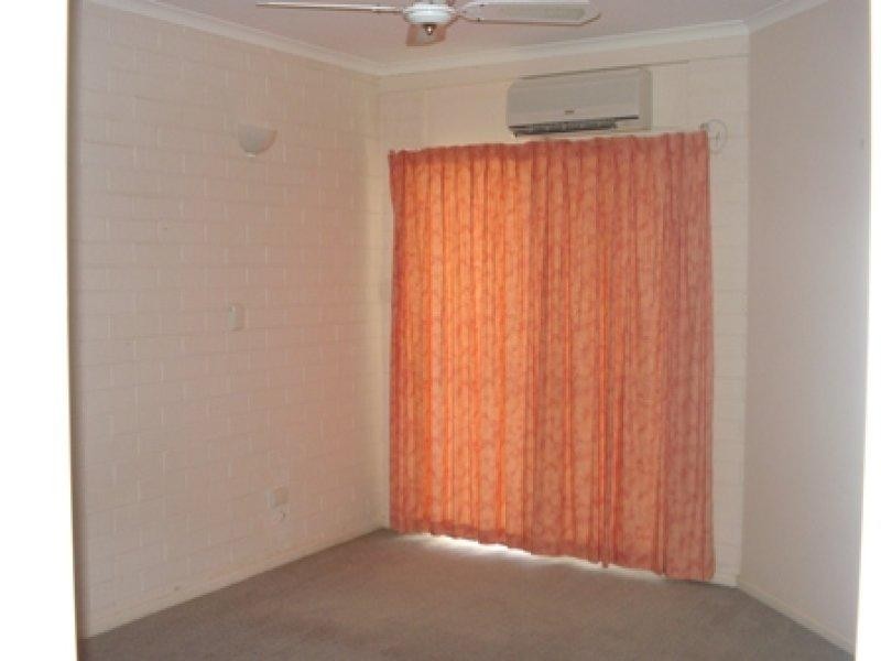 8/15-17 Tyack Street, Rosslea QLD 4812
