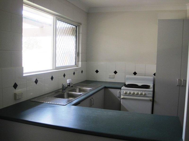 31 Barnett Street, Mount Louisa QLD 4814