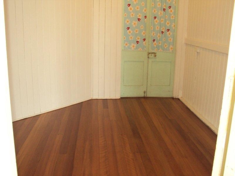 89 Howlett Street, Currajong QLD 4812