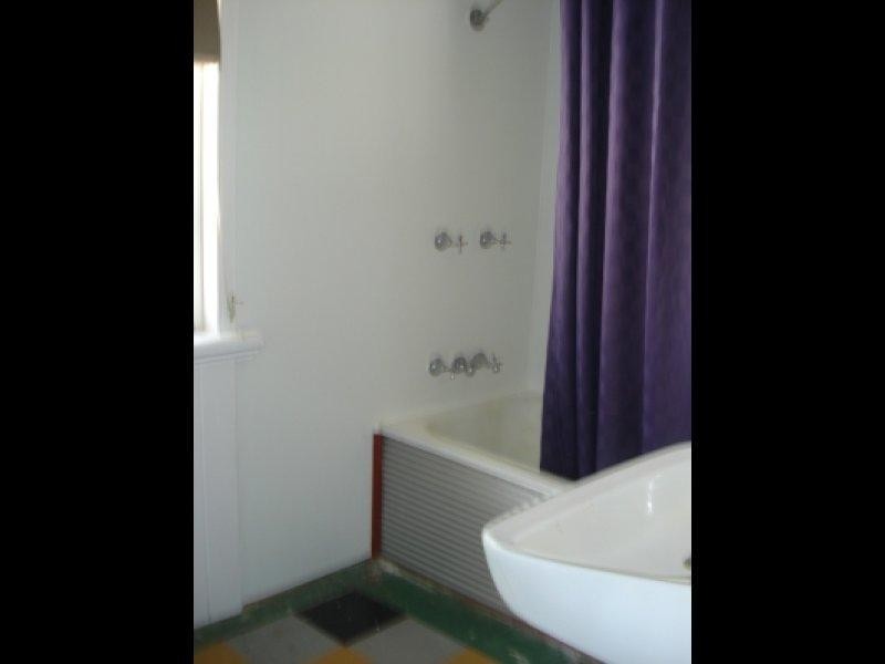 89 Howlett Street, Currajong QLD 4812