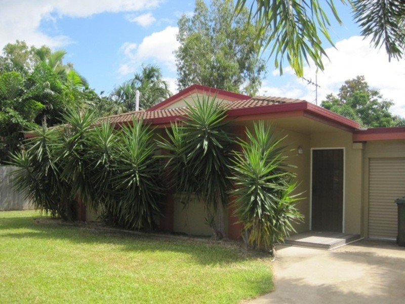 18 Emerald Street, Kirwan QLD 4817