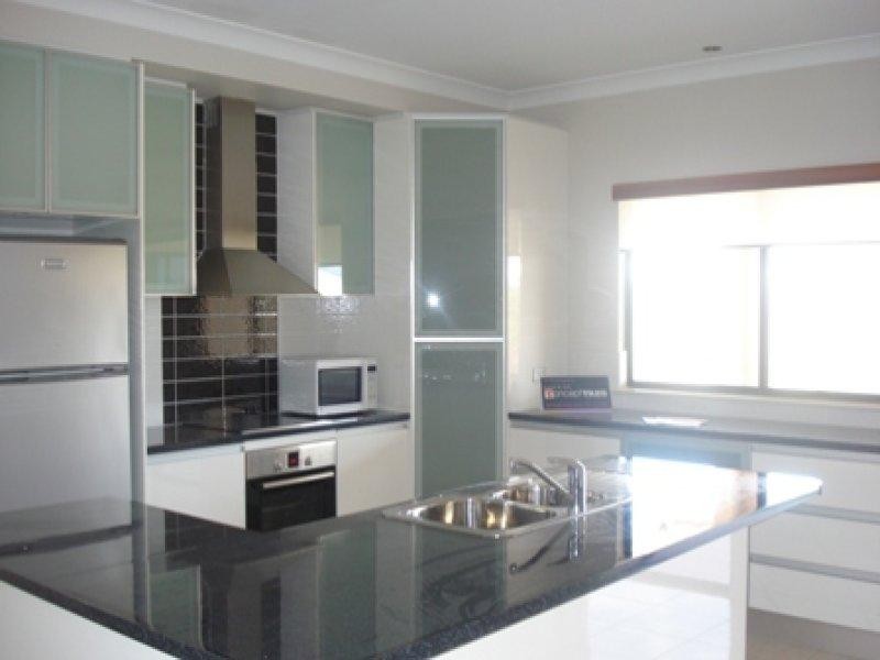 13 Sovereign Terrace, Idalia QLD 4811