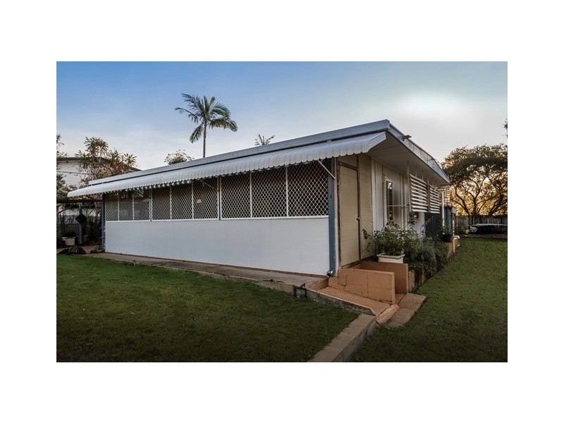 17 Saunders Beach Road, Saunders Beach QLD 4818 LiveNInvest Real Estate Withdrawn