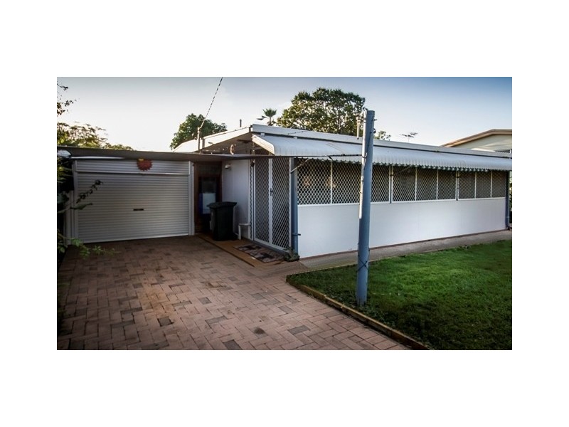 17 Saunders Beach Road, Saunders Beach QLD 4818 LiveNInvest Real Estate Withdrawn