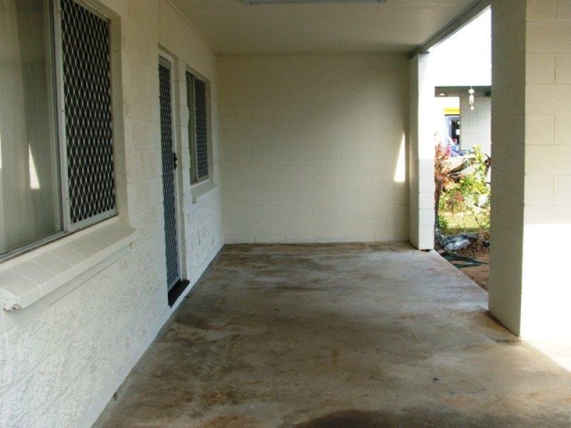 2/573 Ross River Road, Kirwan QLD 4817
