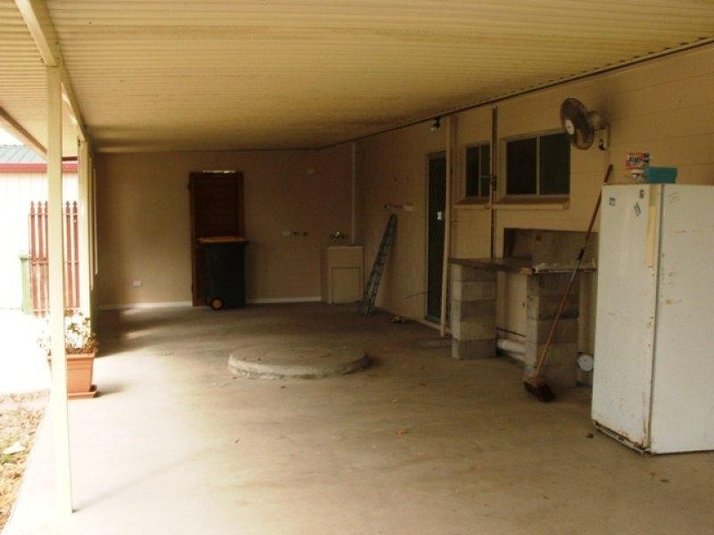 4A Greyboots Circle, Kelso QLD 4815