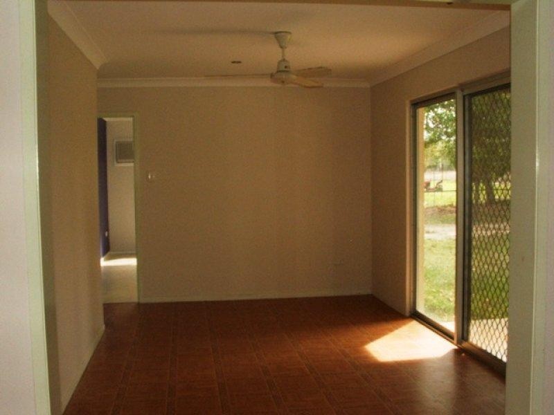 4A Greyboots Circle, Kelso QLD 4815