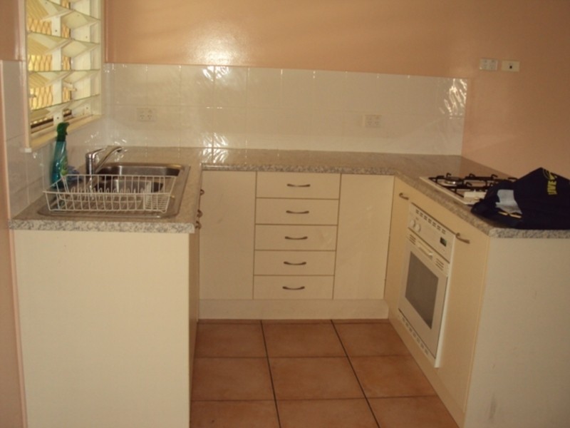 3/24 Hale Street, North Ward QLD 4810