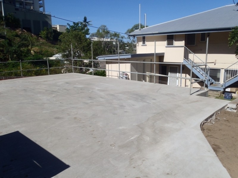 3/24 Hale Street, North Ward QLD 4810