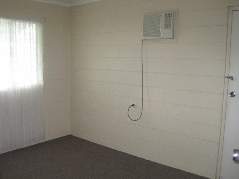 14 Verhoeven Drive, Douglas QLD 4814