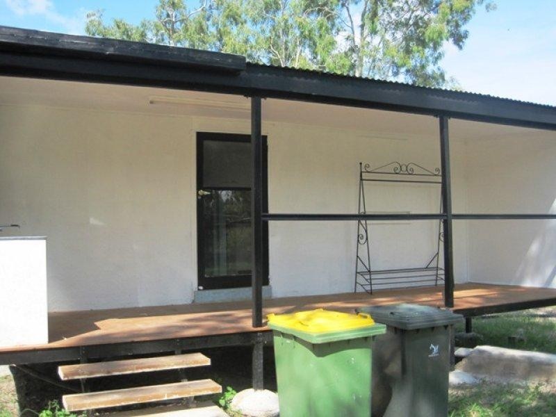 4B Grey Boots Circle, Kelso QLD 4815