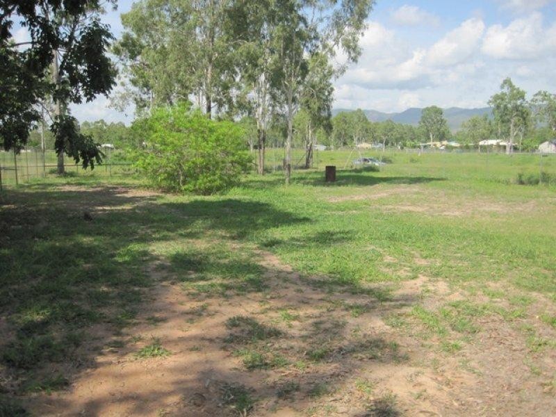 4B Grey Boots Circle, Kelso QLD 4815