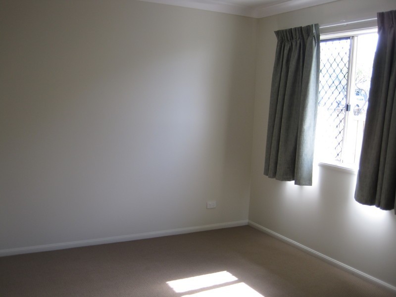 8 Chloe Court, Mount Louisa QLD 4814