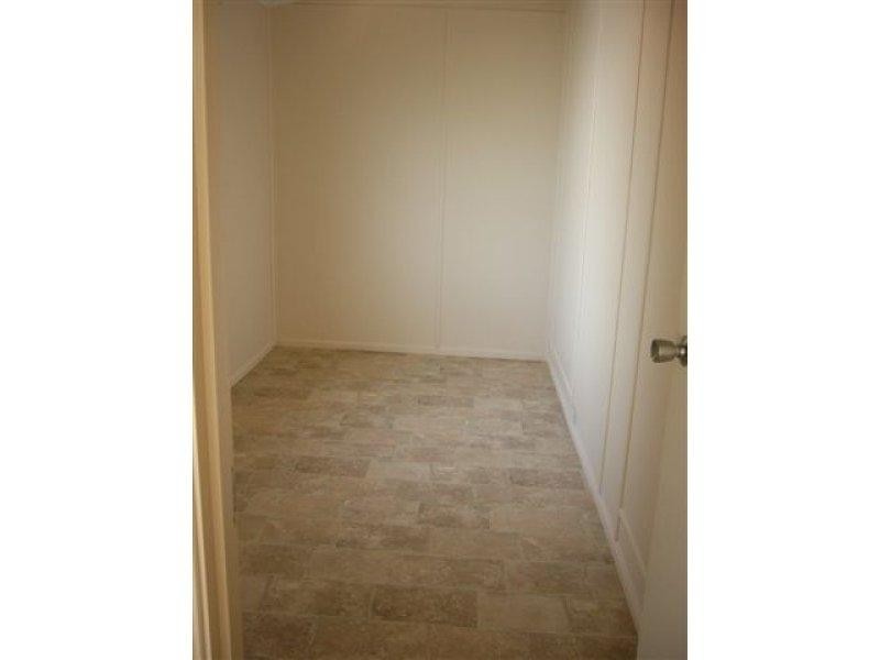 32 Lancaster Street, Garbutt QLD 4814