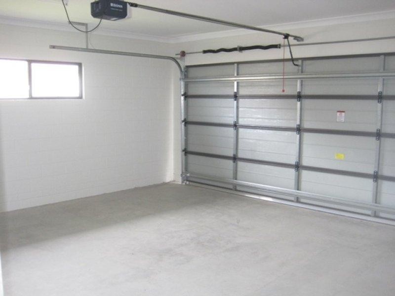 32 Ningaloo Crescent, Burdell QLD 4818