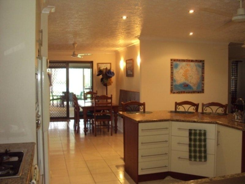 1 Benalla Road, Oak Valley QLD 4811