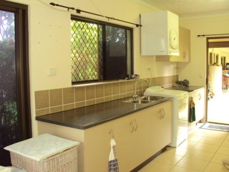 1 Benalla Road, Oak Valley QLD 4811