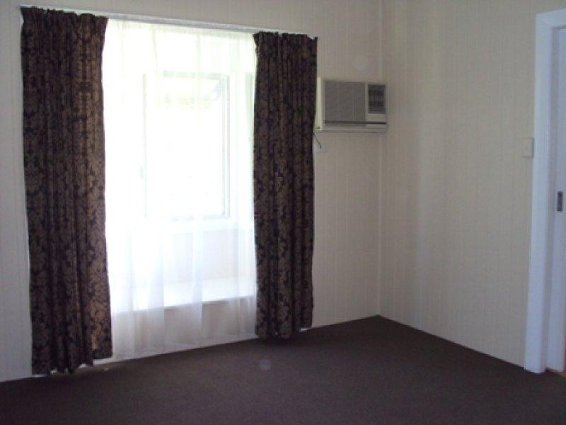 23 Diprose Street, Pimlico QLD 4812