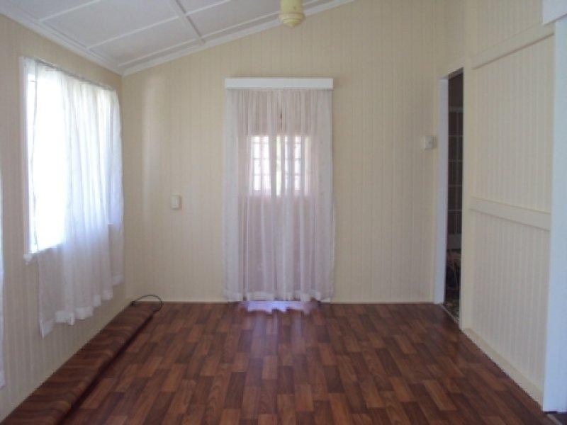 23 Diprose Street, Pimlico QLD 4812