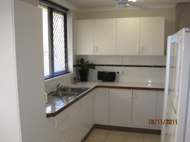 2/1 Quandong Street, Currajong QLD 4812