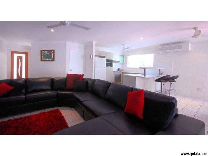 4 Ebony Court, Bushland Beach QLD 4818