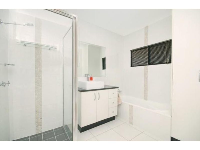 18 Twinview Terrace, Idalia QLD 4811