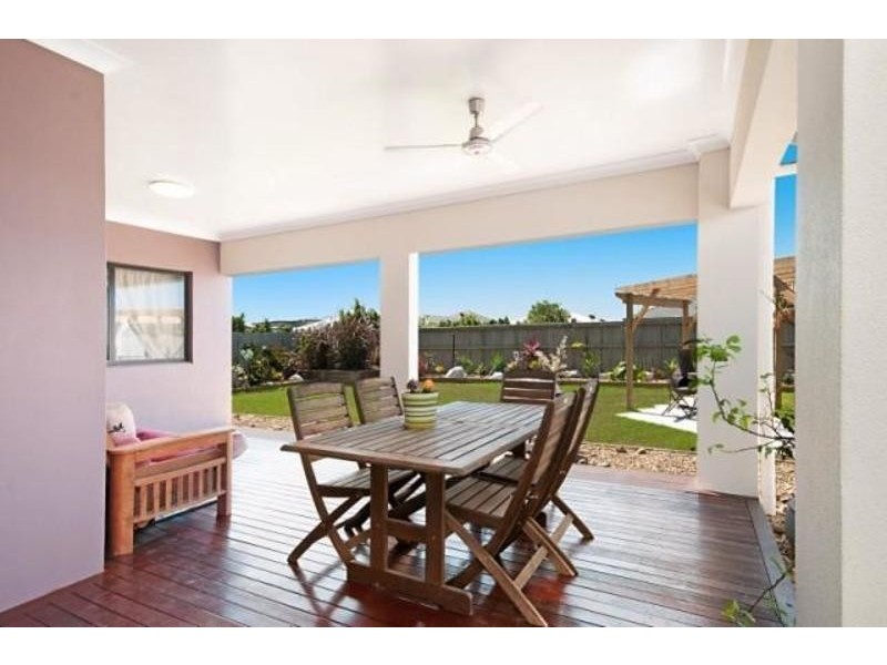 18 Twinview Terrace, Idalia QLD 4811