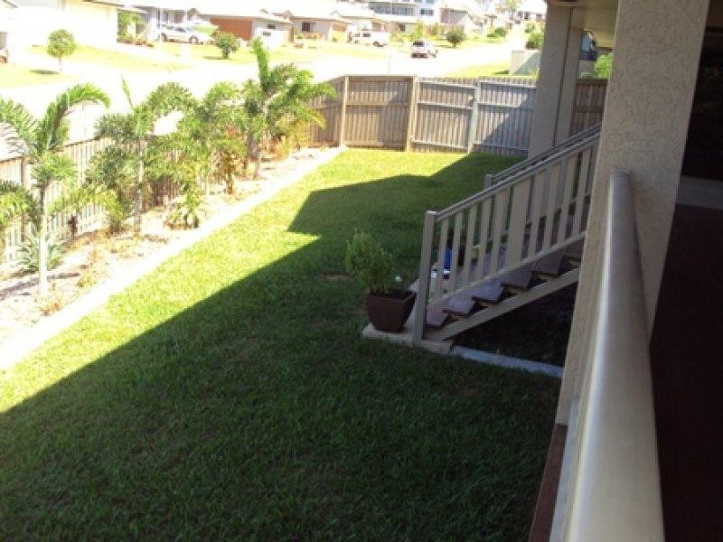 2 Macona Street, Bushland Beach QLD 4818