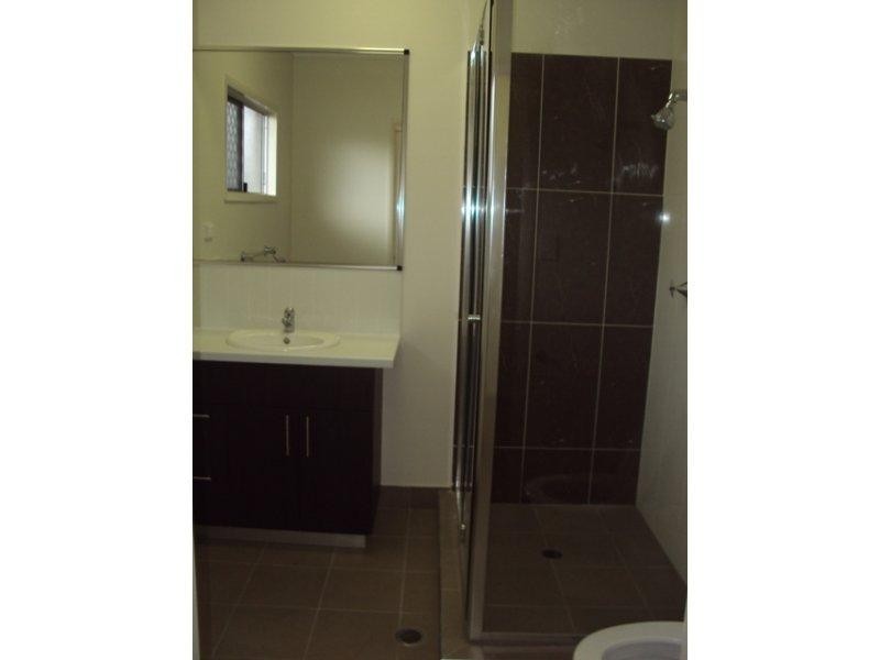 16 Springbrook Parade, Idalia QLD 4811