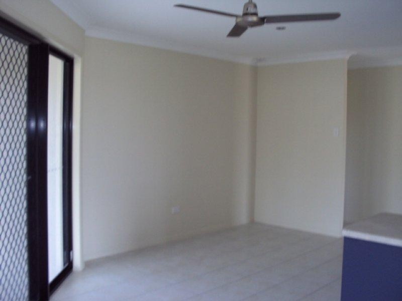 8 Summergold Street, Mount Low QLD 4818