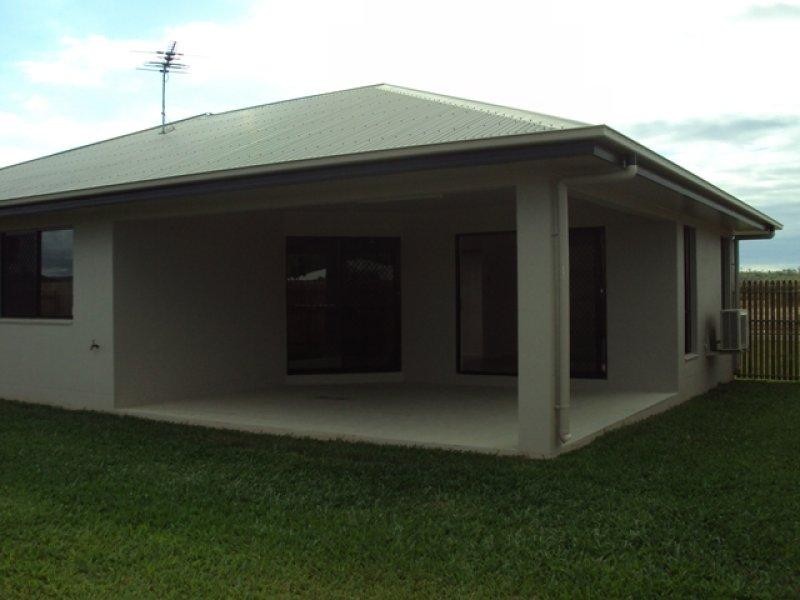 8 Summergold Street, Mount Low QLD 4818