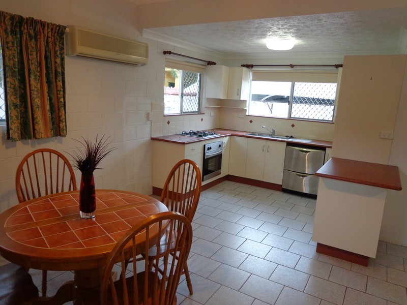 Pimlico QLD 4812
