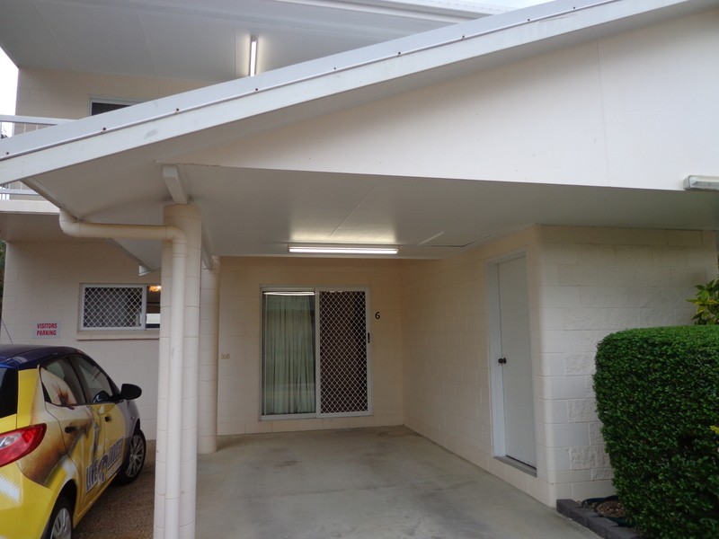 Pimlico QLD 4812