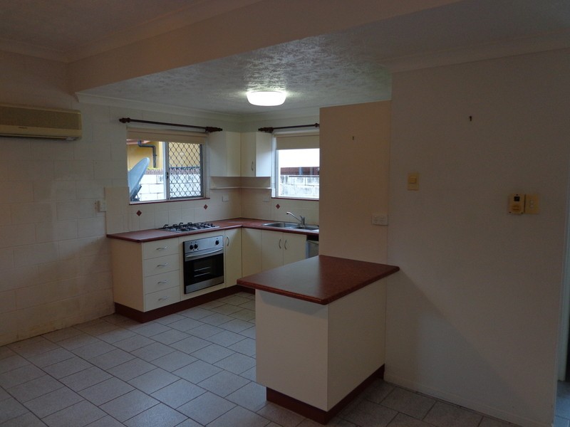 Pimlico QLD 4812