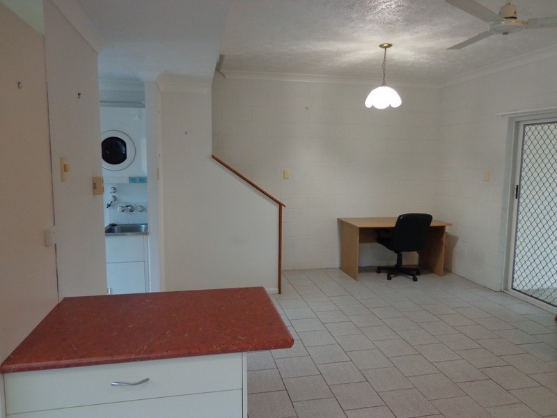 Pimlico QLD 4812