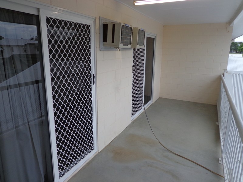 Pimlico QLD 4812