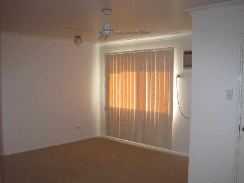 4/44 Lowth Street, Rosslea QLD 4812