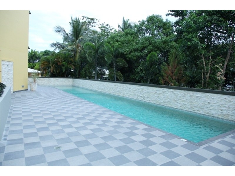 2/98 Mitchell Street, Townsville City QLD 4810