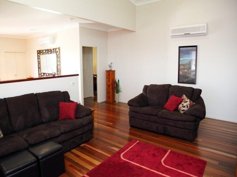 15 Kiandra Place, Mount Louisa QLD 4814