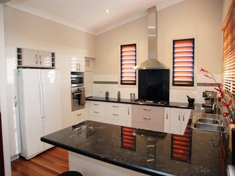 15 Kiandra Place, Mount Louisa QLD 4814