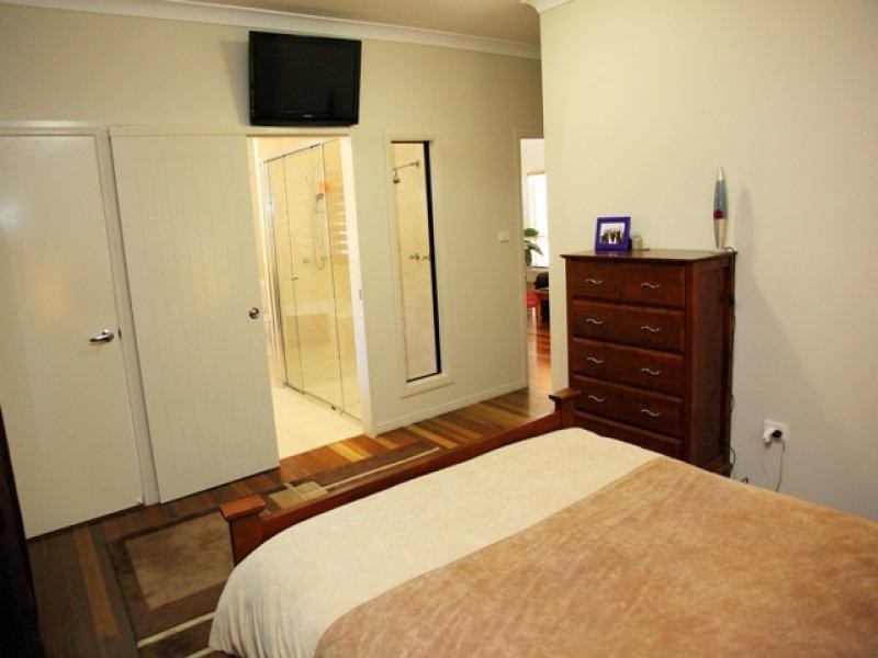 15 Kiandra Place, Mount Louisa QLD 4814