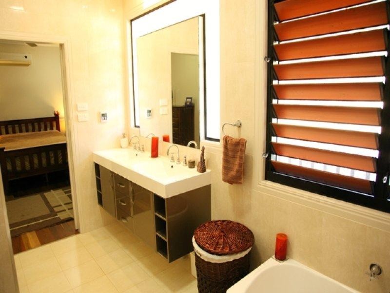 15 Kiandra Place, Mount Louisa QLD 4814