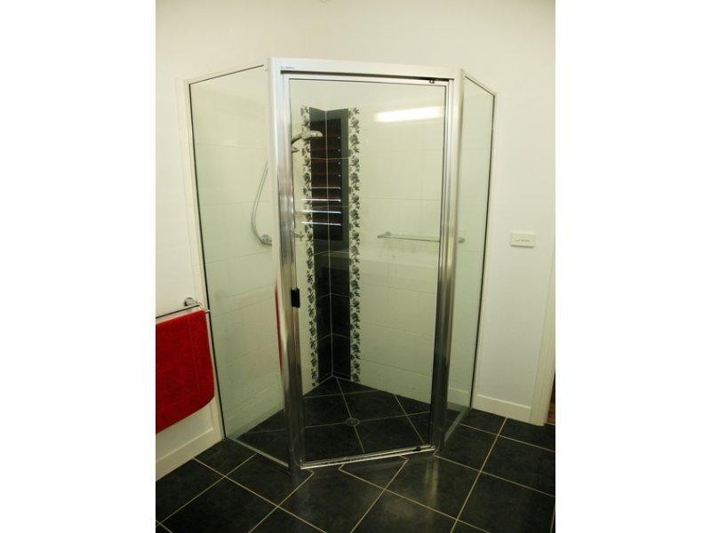 15 Kiandra Place, Mount Louisa QLD 4814