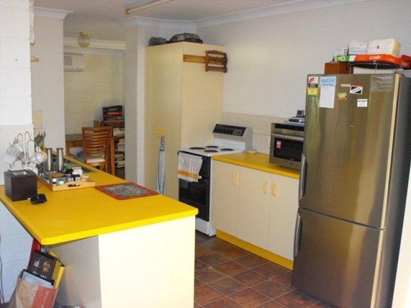 180 Upper Miles Avenue, Kelso QLD 4815