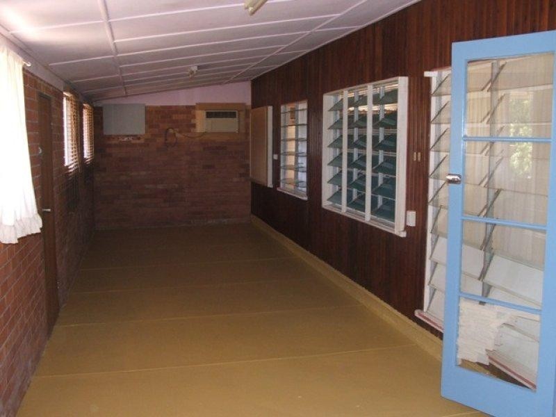 119 Towers Street, Charters Towers QLD 4820