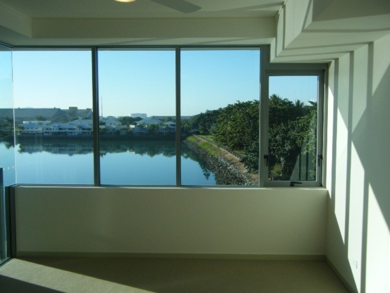 1502/6 Mariners Drive, North Ward QLD 4810