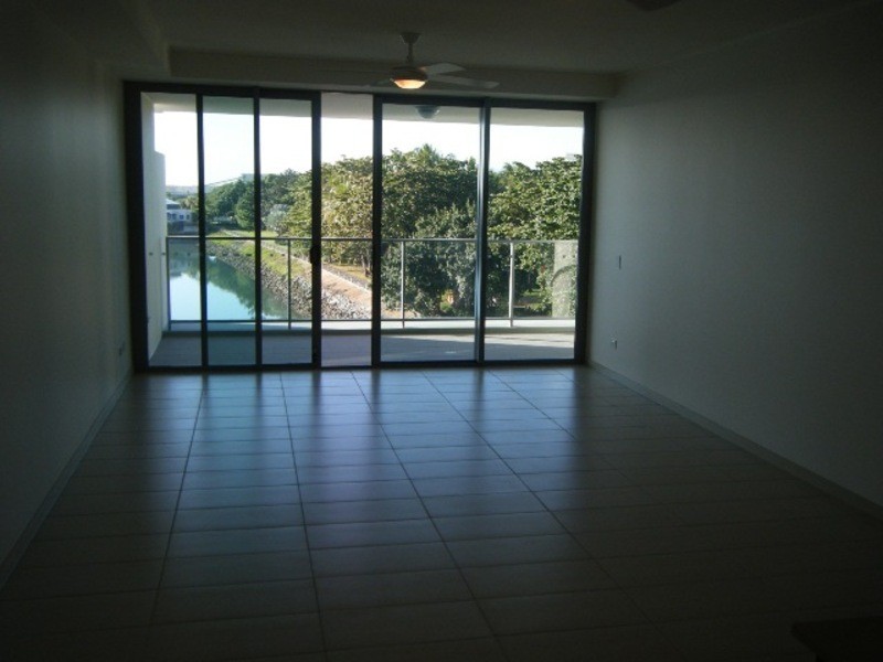 1502/6 Mariners Drive, North Ward QLD 4810