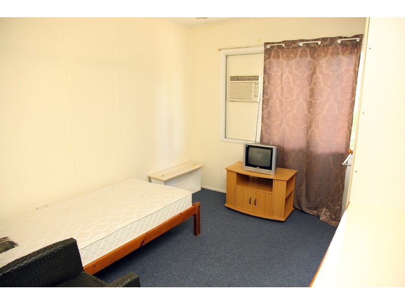 428 Ross River Road, Cranbrook QLD 4814